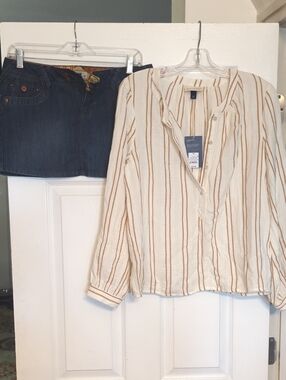 *Outfit* SO Jean Mini Skirt (7) And N.W.T. Universal Thread (M)